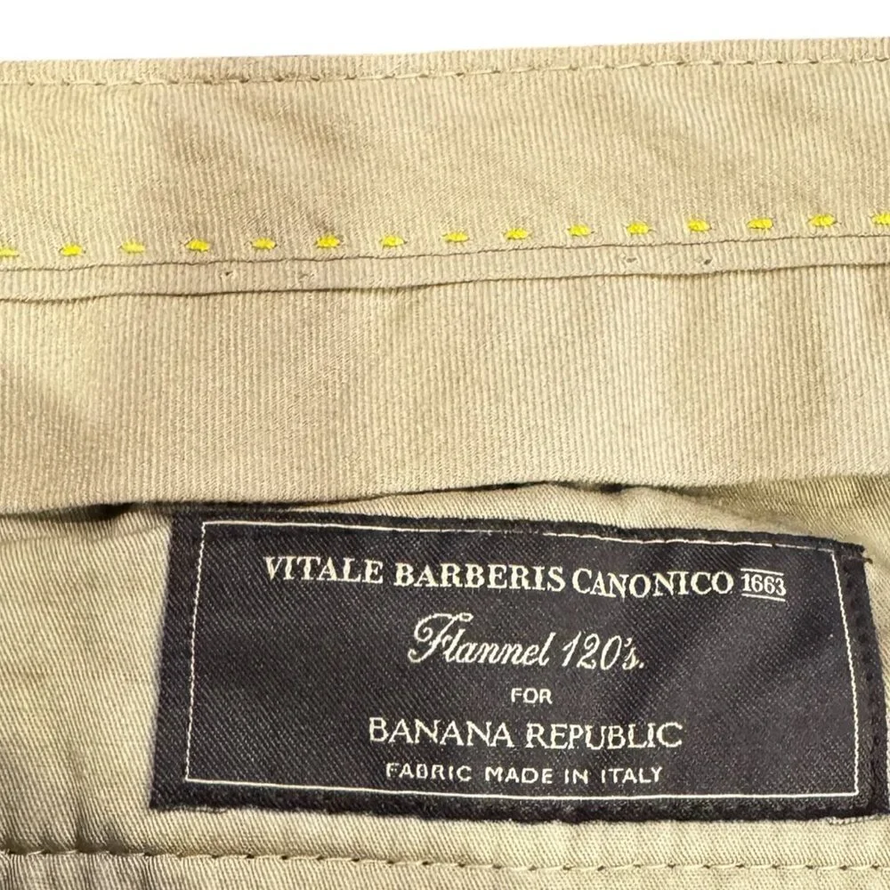 Banana Republic Men’s Wool Flannel Trousers Vitale Barberis Canonico 120’s •